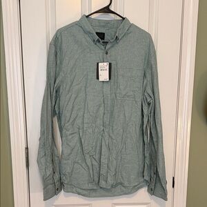 14th & Union Men's Casual Button Down Shirt - Light Green